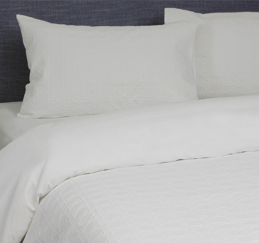 Villa Matelassé Quilt Cover Set Range White