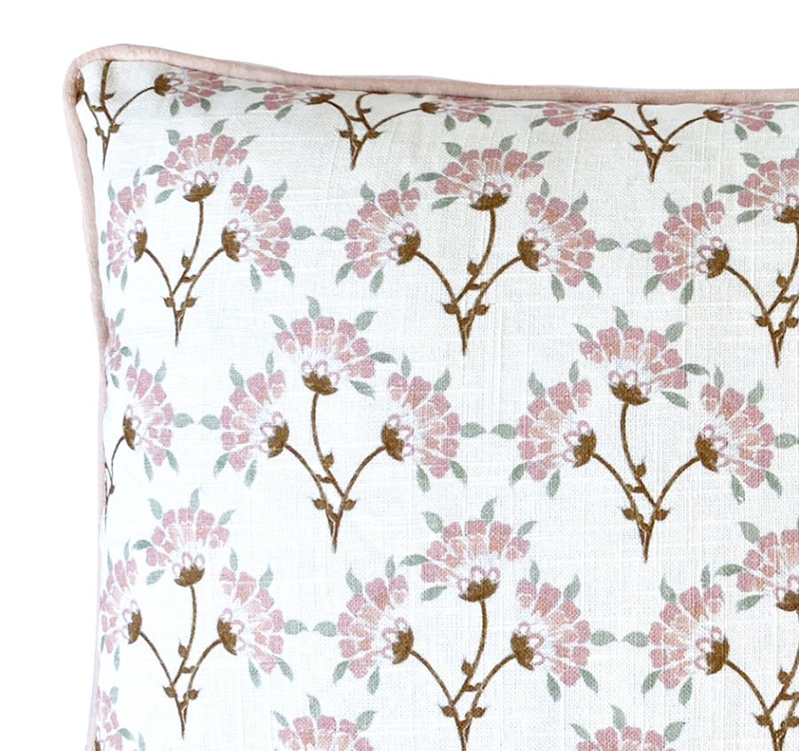Lington Spray 40x60cm Filled Cushion Peony Pink