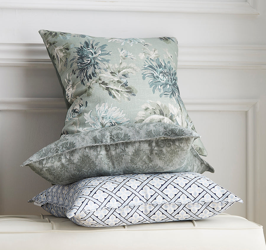 La Maryam 50x50cm Filled Cushion Hedgerow Green