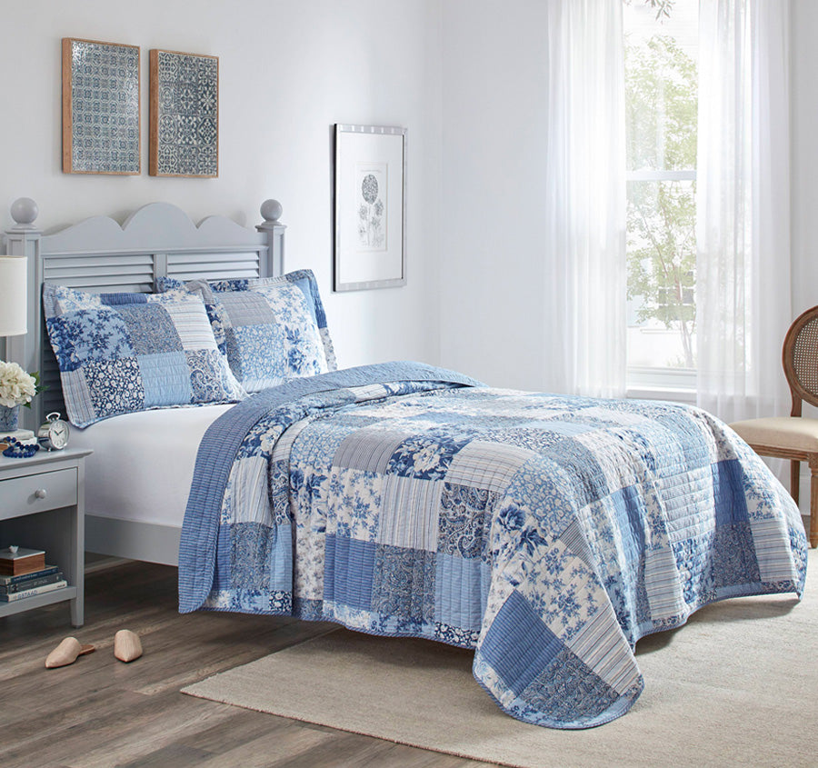 Paisley Patchwork Coverlet Set Blue