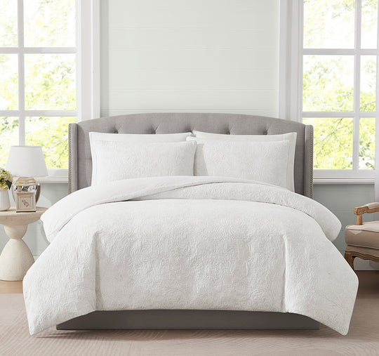 Trailing Laurissa Quilt Cover Set Range Off White