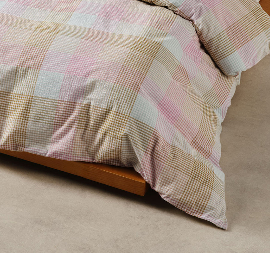 Bloomfield Quilt Cover Set Range Pink