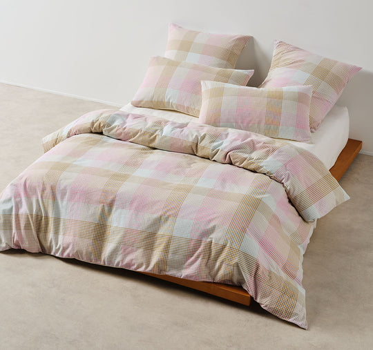 Bloomfield Quilt Cover Set Range Pink