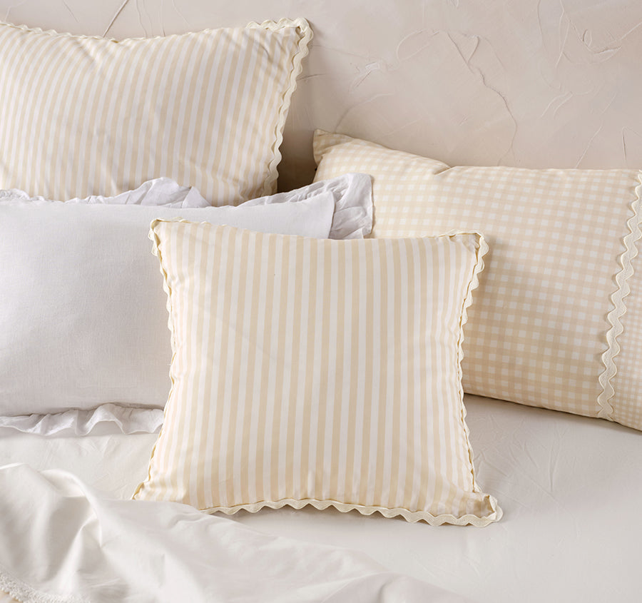 Chica 48x48cm Filled Cushion Natural