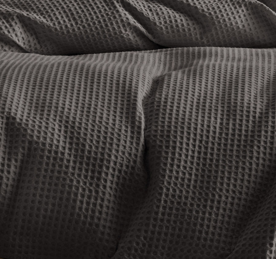 Deluxe Waffle Quilt Cover Set Range Charcoal