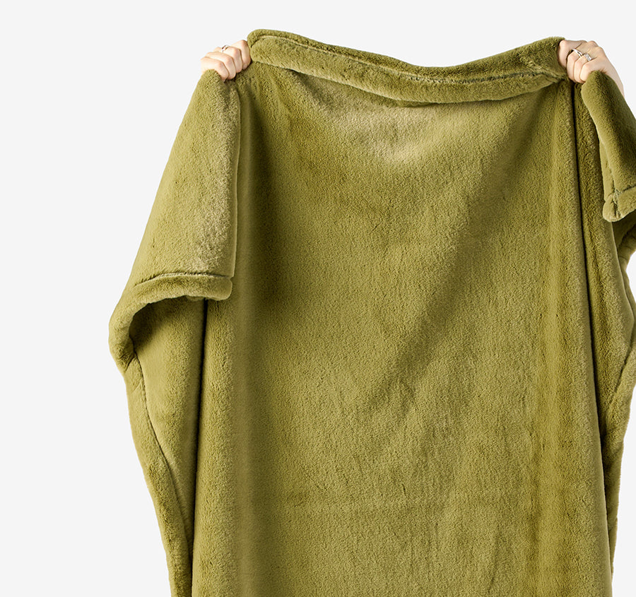 Evora 130x170cm Throw Rug Olive