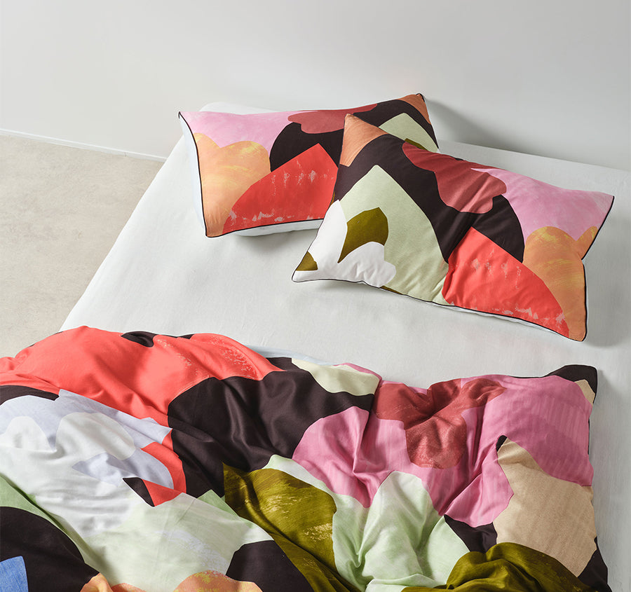 Glinda Quilt Cover Set Range Blackcurrant