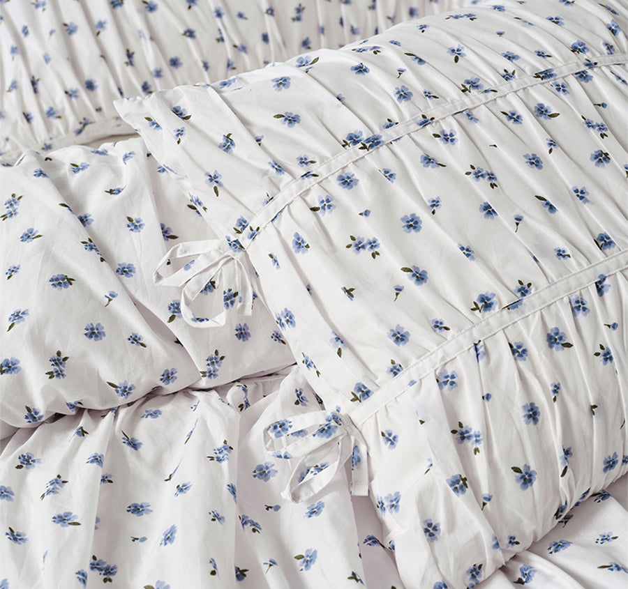 Layla 48x48cm Filled Cushion Floral