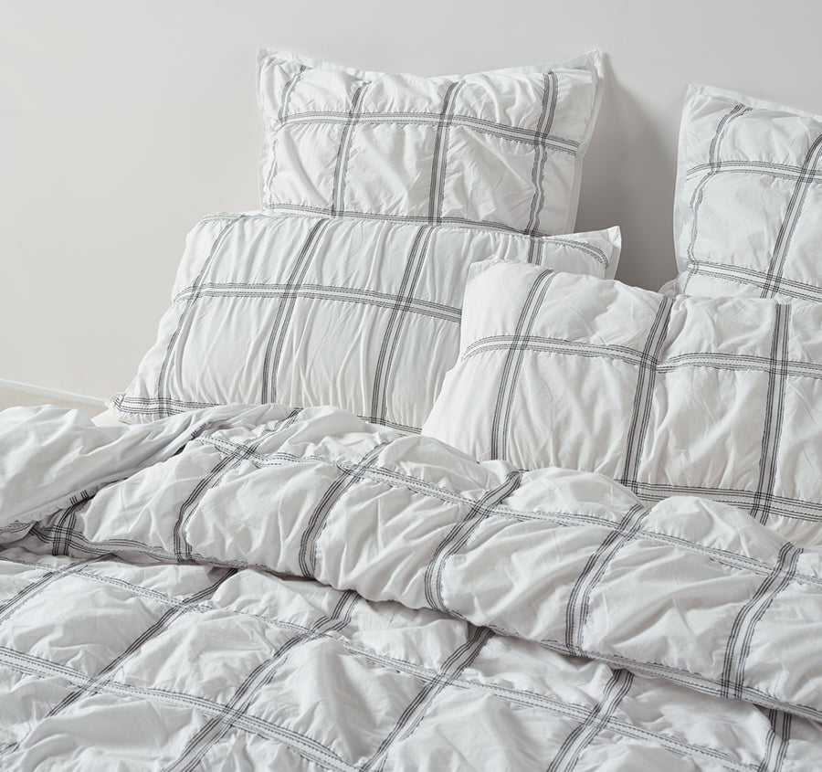 Mireya Quilt Cover Set Range Snow
