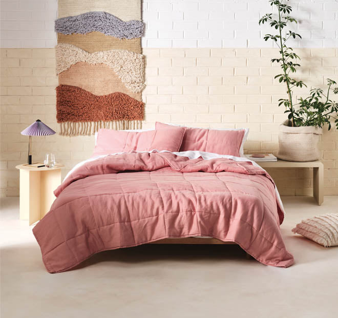 Nimes Linen Queen to King Coverlet Rosette