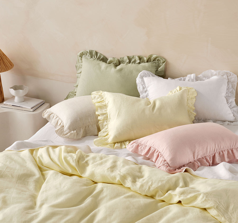 Nimes 40x60cm Filled Cushion Rose Pink