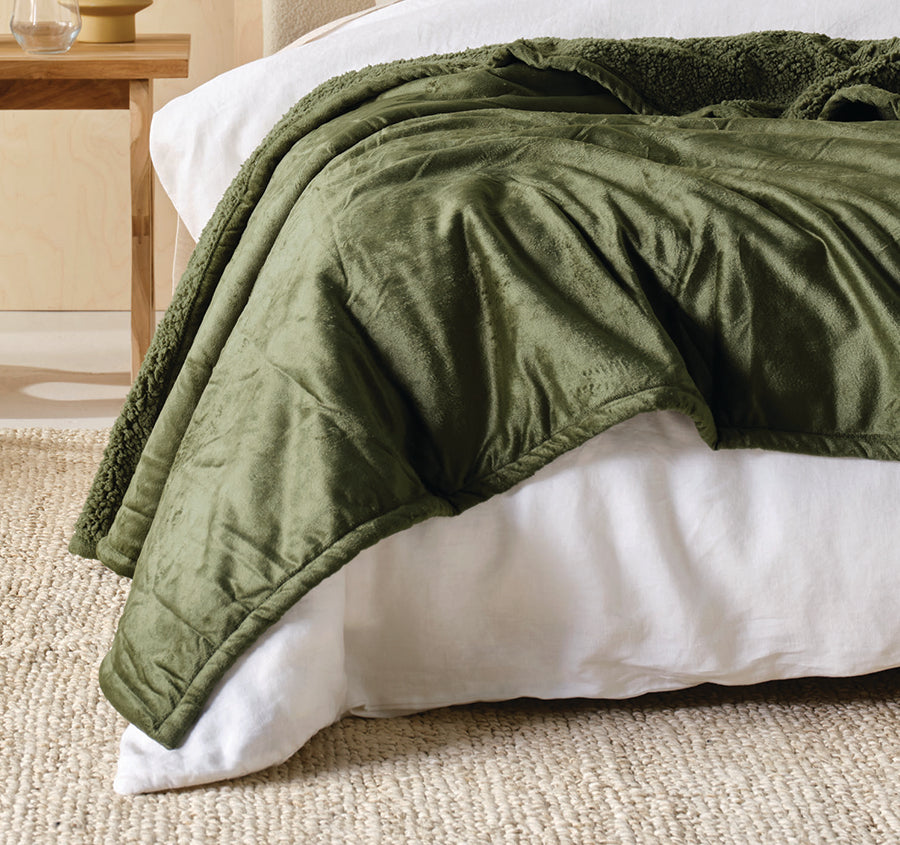 Sena Blanket Range Olive