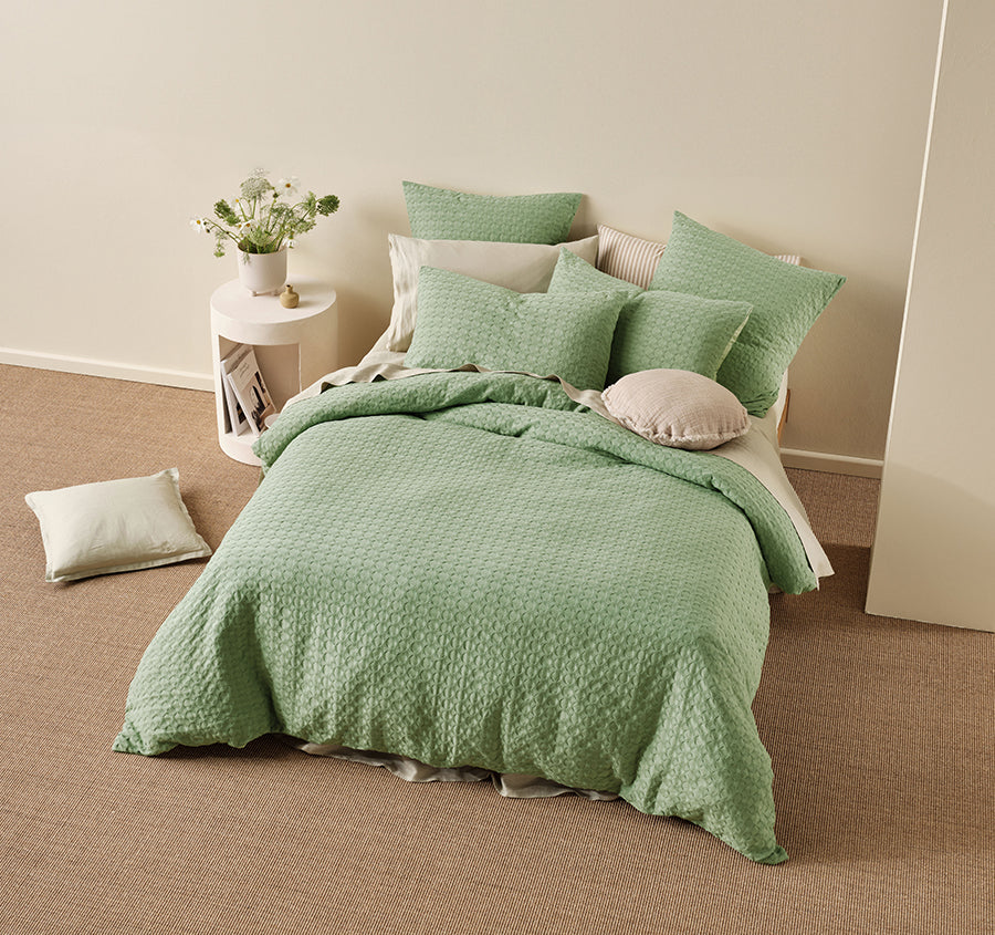 Vista Quilt Cover Set Range Leaf