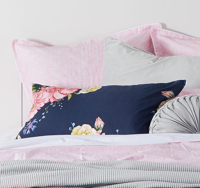 Bouquet Quilt Cover Set Range Navy