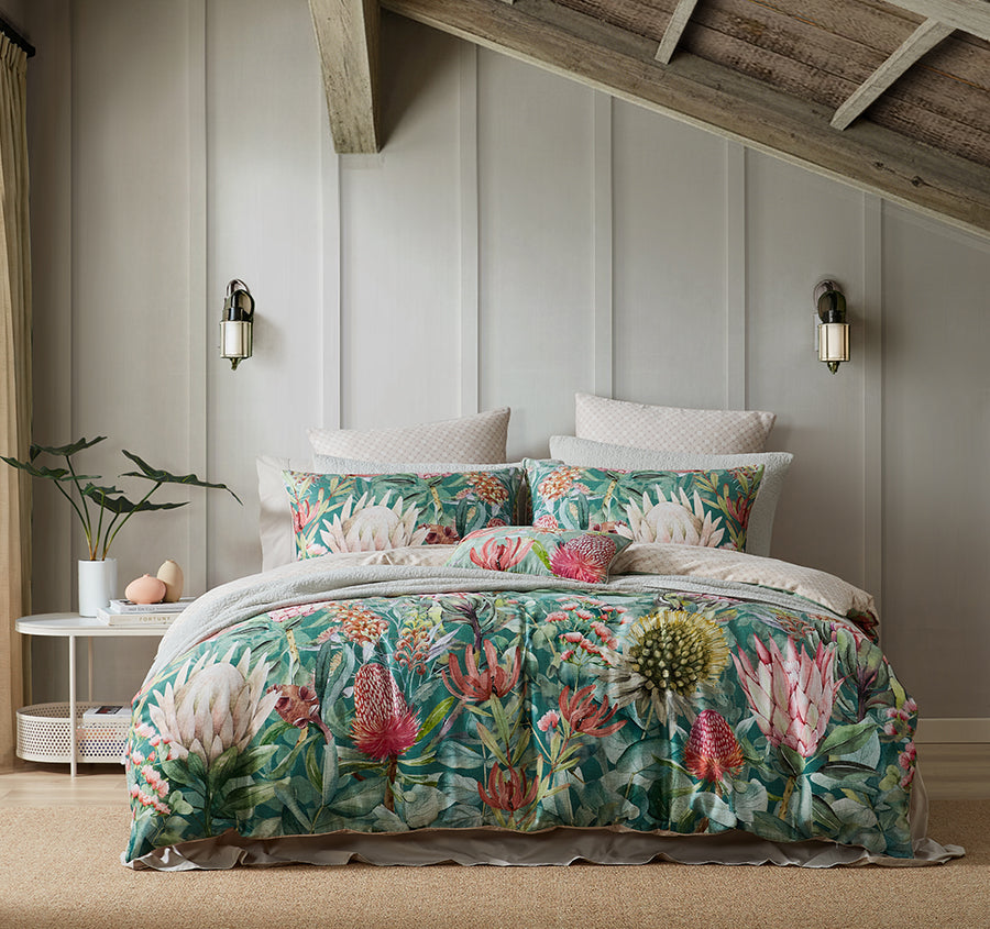 Floral Gully Quilt Cover Set Range Sage