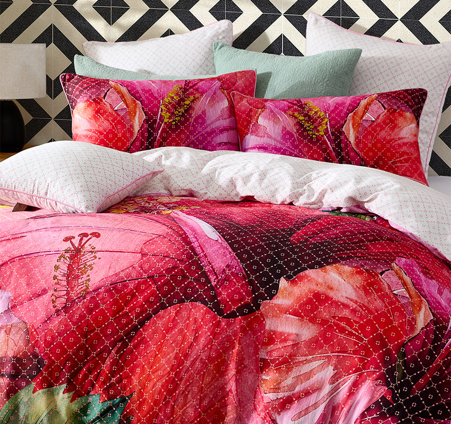 Hibiscus Hue Quilt Cover Set Range Pink