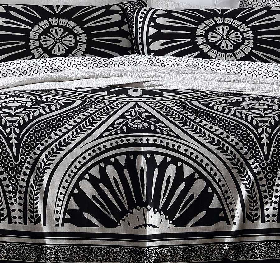 Noir Nights Quilt Cover Set Range Black