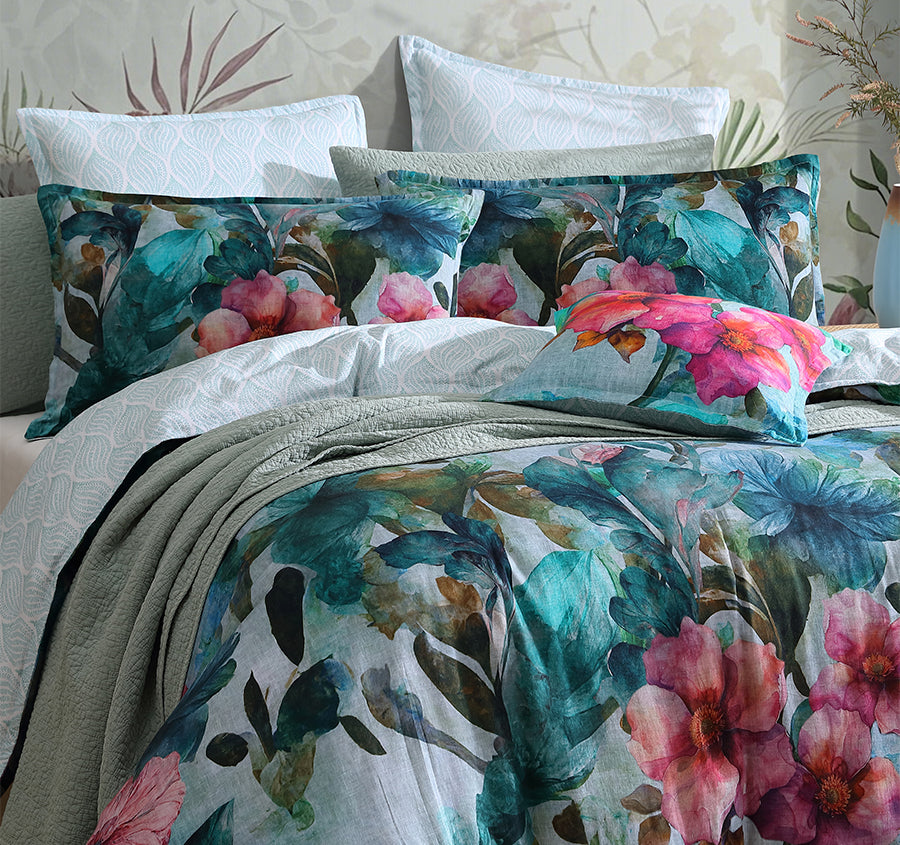 Valentine Quilt Cover Set Range Teal