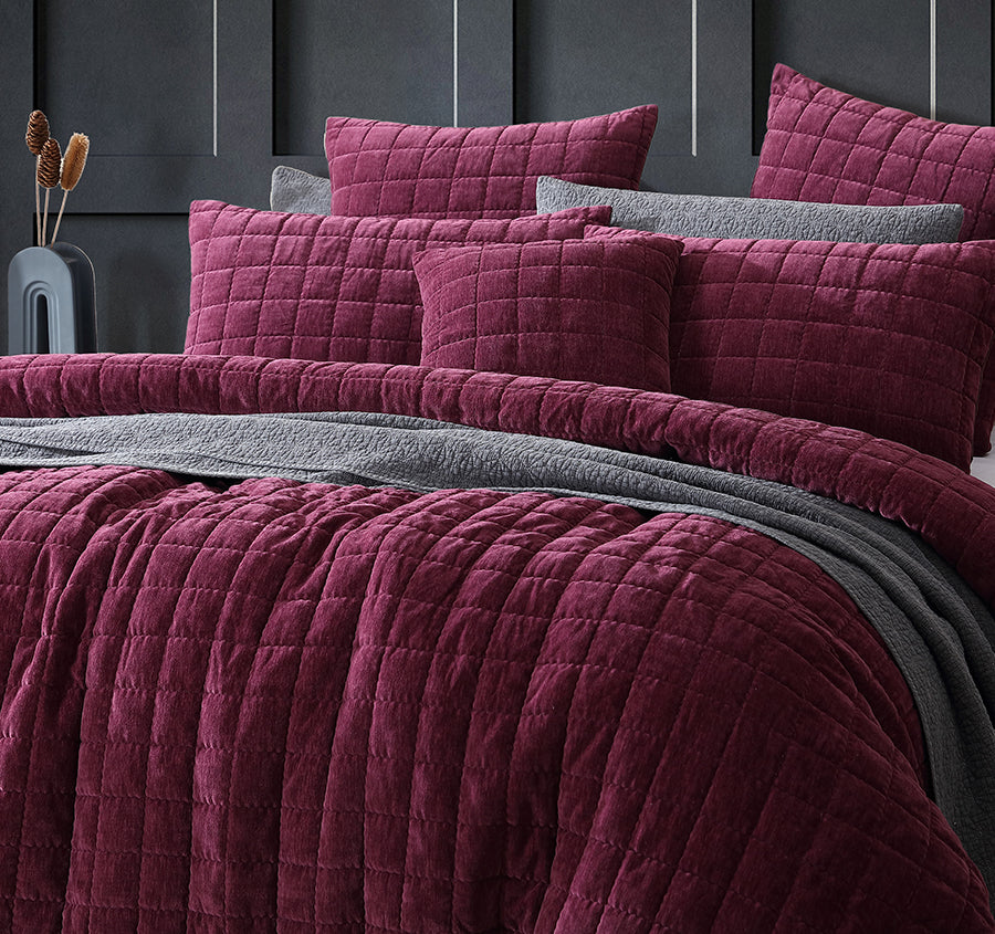 Apollo Quilt Cover Set Range Plum