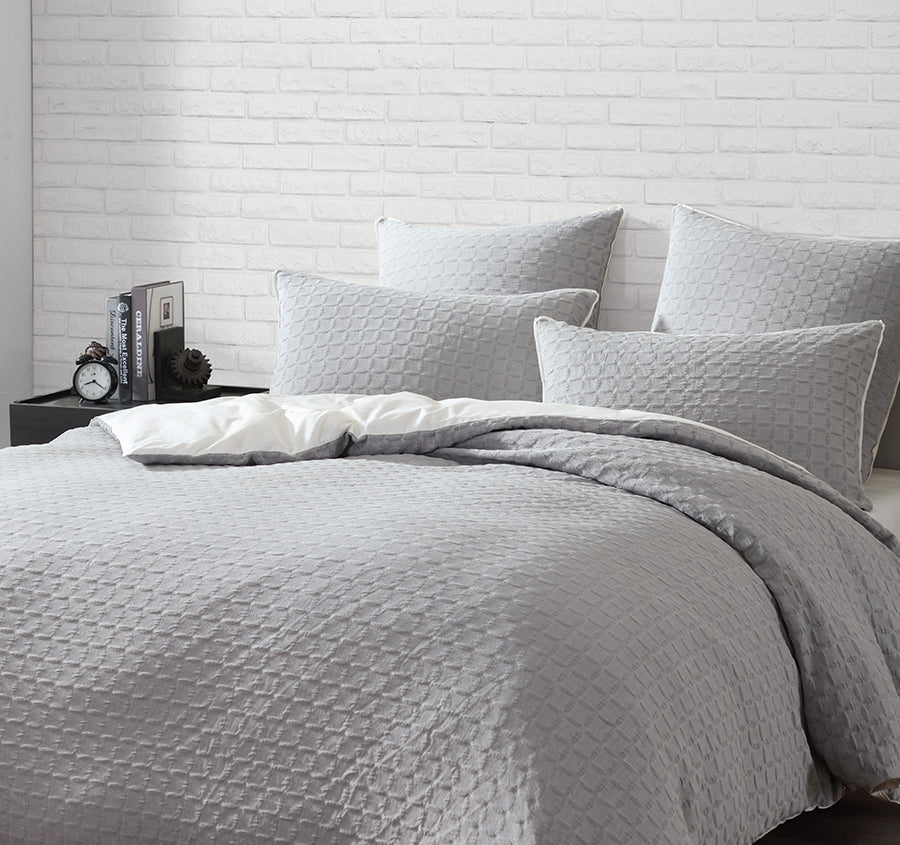 Flo Quilt Cover Set Range Fog