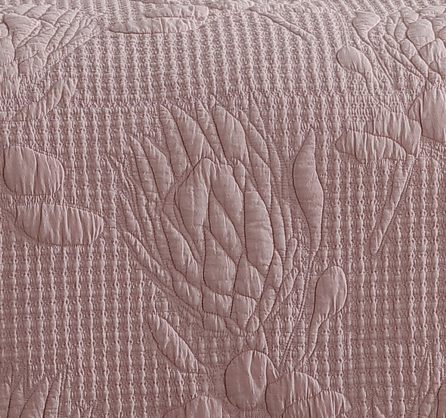 Flourish Quilt Cover Set Range Rose
