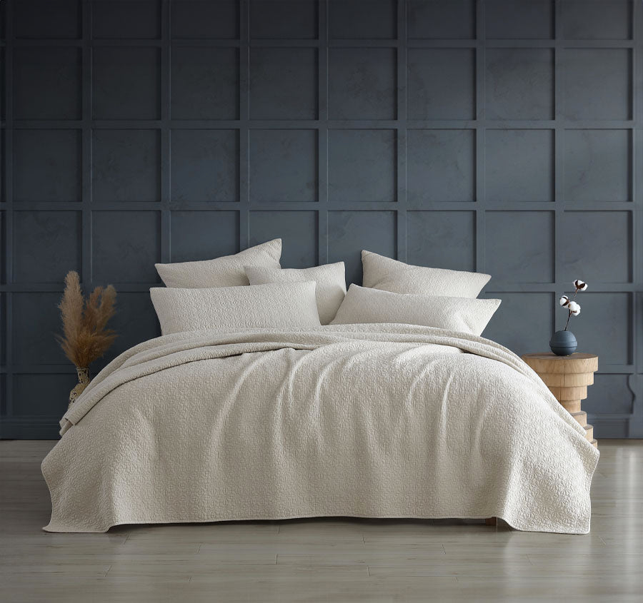 Kayo Coverlet Range Linen