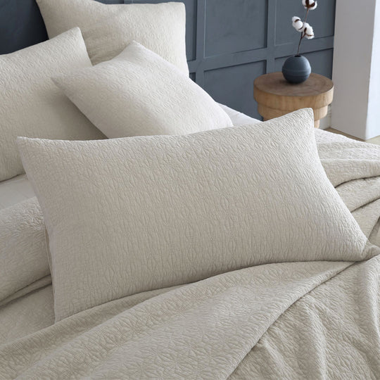 Kayo Standard Pillowsham Linen