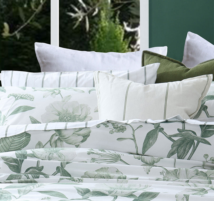 Pure Botanical Quilt Cover Set Range Leaf