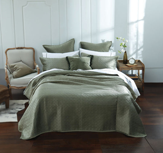 Terrace Coverlet Set Range Thyme