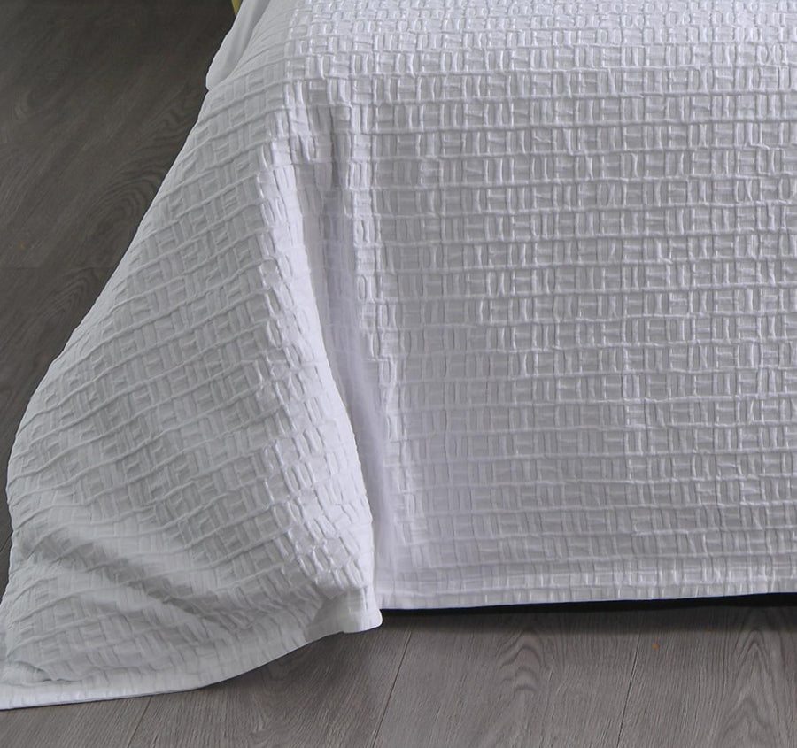 Banksia Quilt Cover Set Range