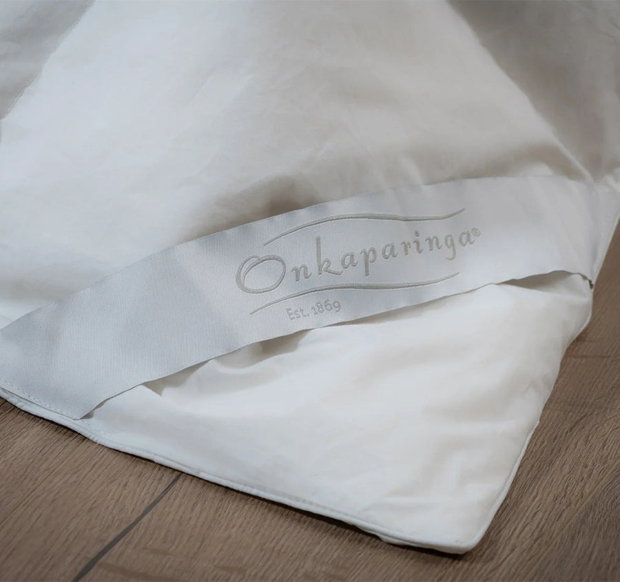 Onkaparinga Hungarian Goose Down Quilt cotton casing and piped edge