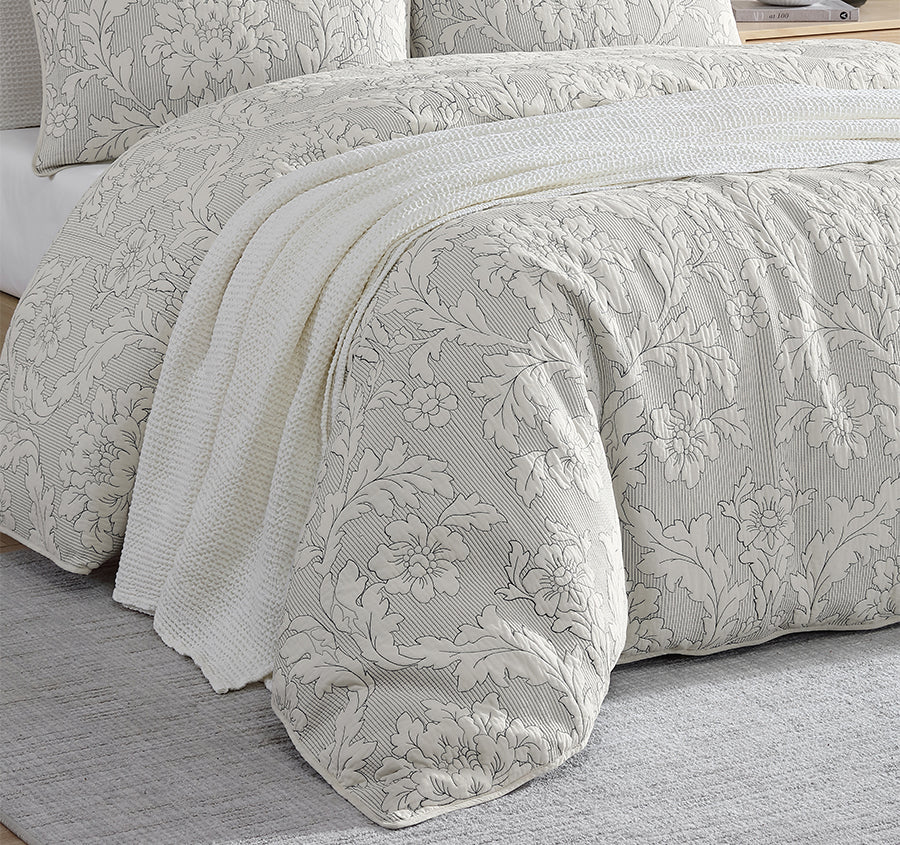 Fleur Quilt Cover Set Range Ink