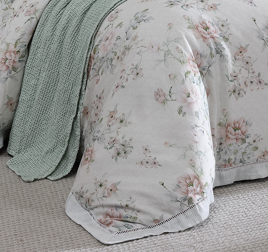 Liyana Quilt Cover Set Range Frost