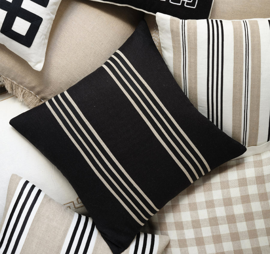 Linen Chateau 50x50cm Filled Cushion Black