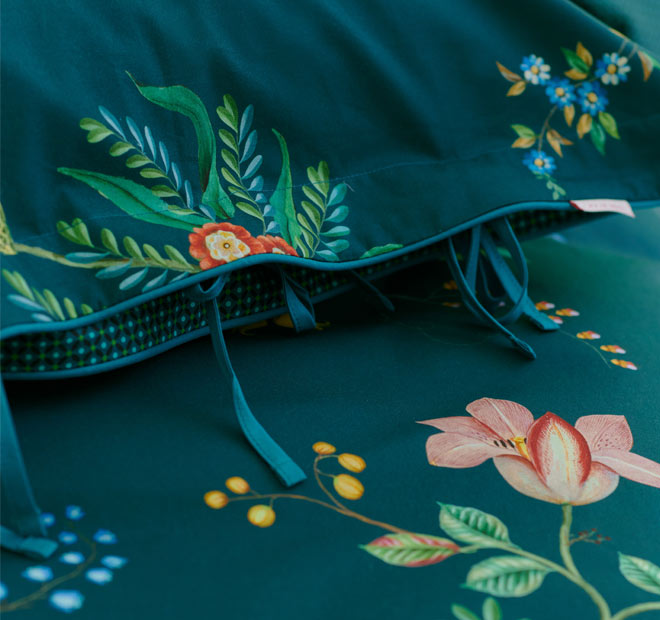 Fleur Grandeur Quilt Cover Set Range Dark Blue