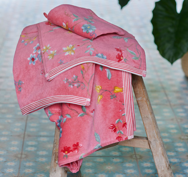 Les Fleur 500GSM Cotton Bath Towel Range Pink