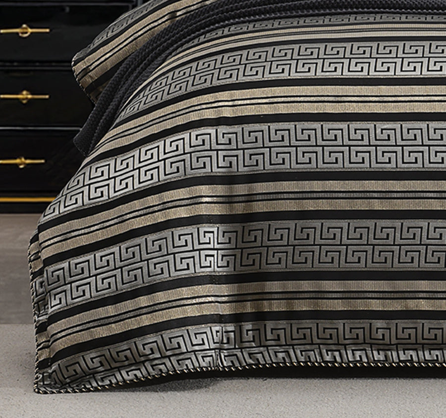 Mayana Quilt Cover Set Range Black