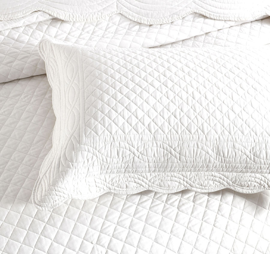 Scallop Coverlet Set Range Pearl
