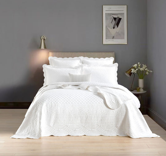 Scallop Coverlet Set Range Pearl