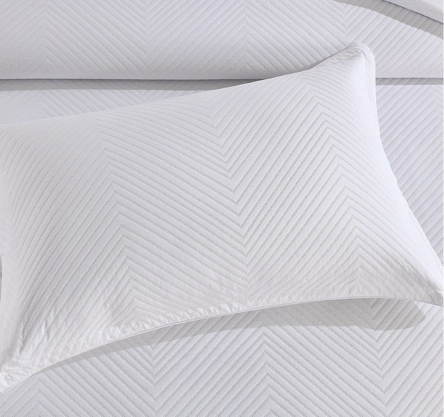 Atlantis Quilt Cover Set Range White
