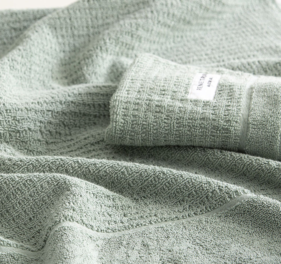 Cambridge Waffle 650GSM Cotton Bath Towel Range Eucalyptus