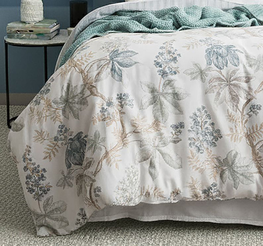 Floral Vine Quilt Cover Set Range White