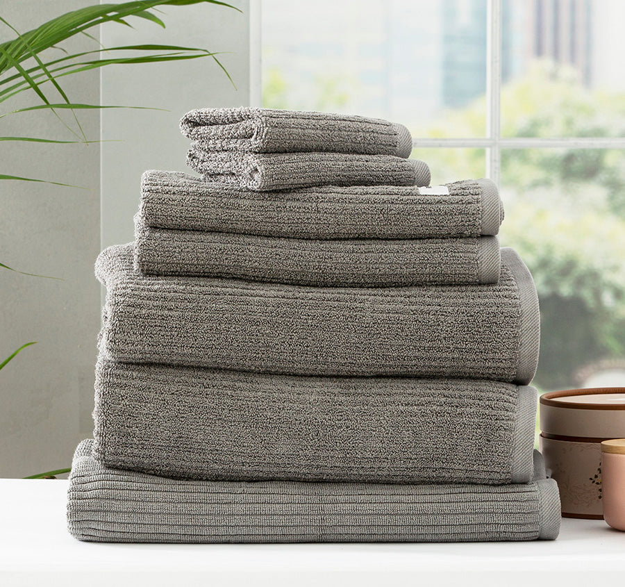 Cobblestone 650gsm Cotton Bath Towel Range Granite