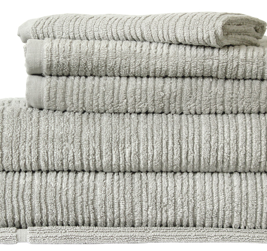 Chelsea 550gsm Cotton Bath Towel Range Mist