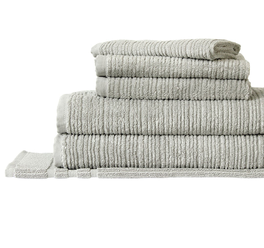 Chelsea 550gsm Cotton Bath Towel Range Mist