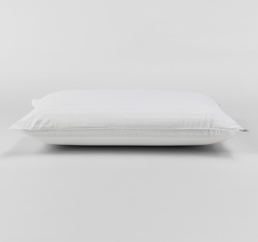 Luxurious Latex Classic Medium Profile Standard Pillow