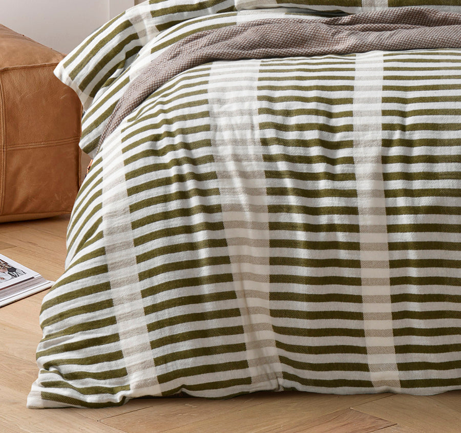 Tempo Quilt Cover Set Range Green