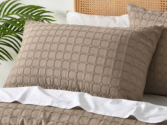 Willow Quilt Cover Set Range Chocolate