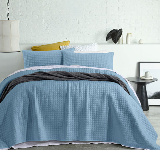 Zane Queen Bed and King Bed Coverlet Set Blue