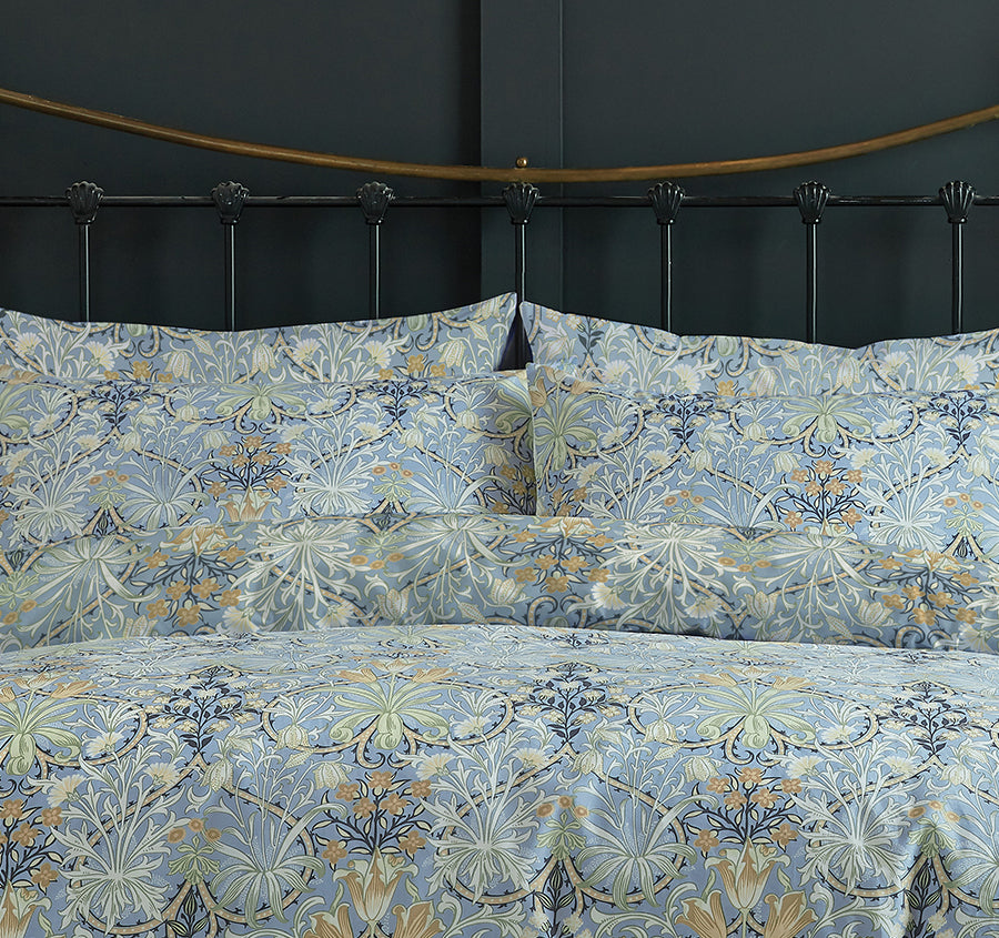 Woodland Weeds Quilt Cover Set Range Gold